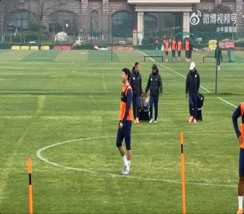 热血沸腾,万巴塞罗那,拥趸竞相抢,银河娱乐官网,银河娱乐官方网站,银河娱乐登录入口