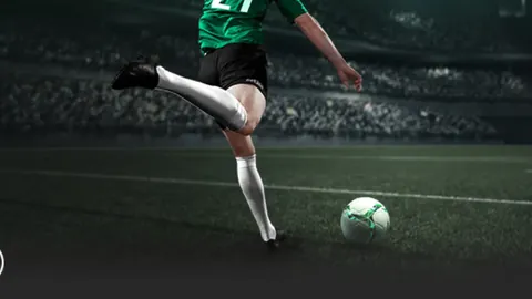 上海女排淘宝新星：16岁左手主攻与李盈莹神似，U18女排夺冠望前景广阔